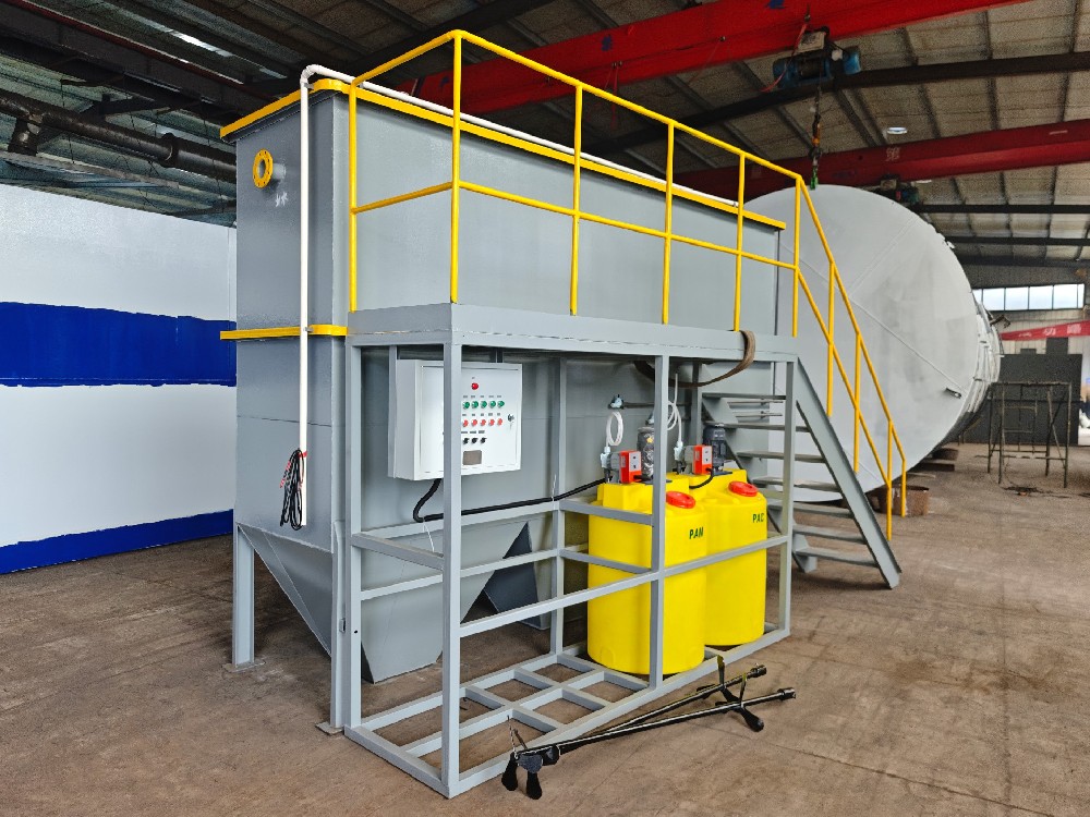 市政污水廠中的溶氣氣浮機設備